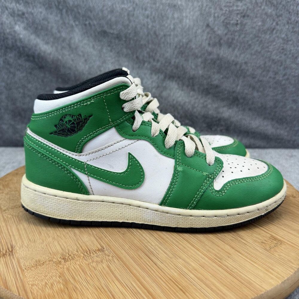 Jordan Air Jordan 1 Mid Shoes Boys Size 4Y Green Basketball Sneakers DQ8423-301
